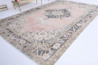 Vintage Medium Area Rug - Thumbnail