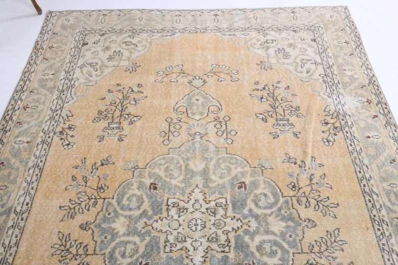 Vintage Medium Area Rug