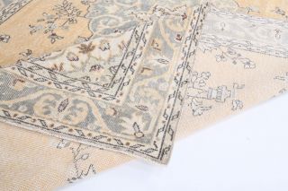 Vintage Medium Area Rug - Thumbnail