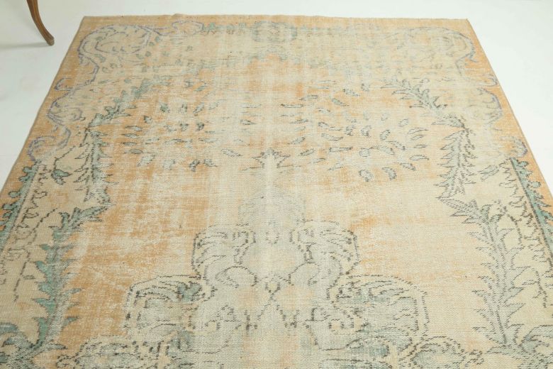 Vintage Oriental Area Rug