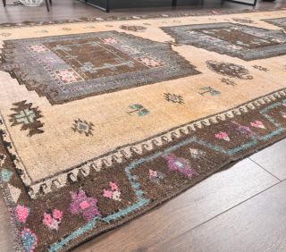 Vintage Large Area Rug - Thumbnail