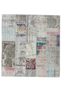 5x6 Vintage Distressed Patchwork Area Rug - Thumbnail