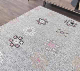 Vintage Kilim Floral Large Area Rug - Thumbnail