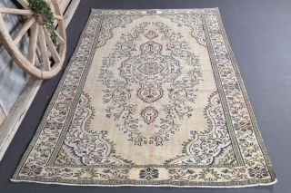 6x9 Handmade Vintage Area Rug - Thumbnail