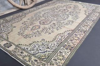 6x9 Handmade Vintage Area Rug - Thumbnail