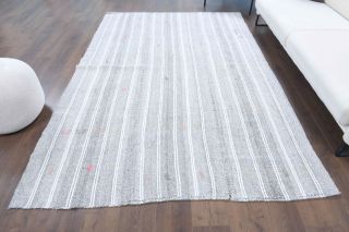 6x9 Handmade Vintage Area Rug - Thumbnail