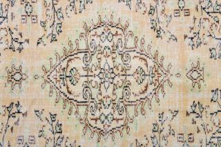 Vintage Area Rug - Thumbnail