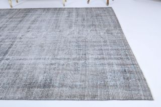 Vintage Area Rug - Thumbnail