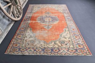 Vintage Red Area Rug - Thumbnail