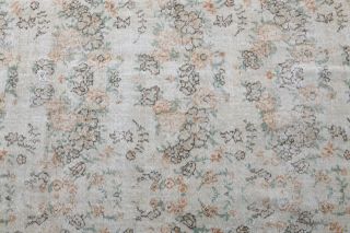 Vintage Bordered Area Rug - Thumbnail