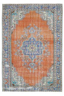 Vintage Area Rug - Thumbnail