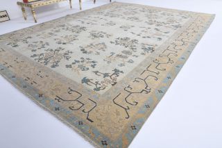 Vintage Area Rug - Thumbnail