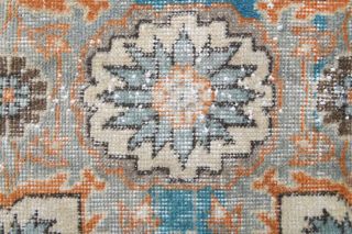 Vintage Medallion Area Rug - Thumbnail