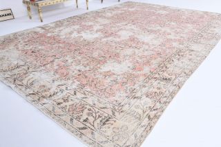 Vintage Area Rug - Thumbnail