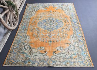 Oriental Vintage Area Rug - Thumbnail