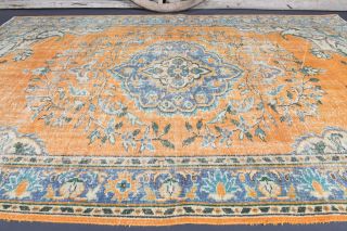 Oriental Vintage Area Rug - Thumbnail