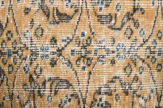 Vintage Large Area Rug - Thumbnail