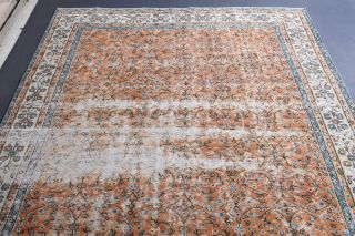 Vintage Area Rug - Thumbnail