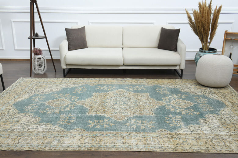 7x11 Vintage Vintage Blue Neutral Area Rug