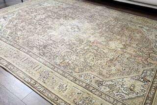 Persian Vintage Handmade Rug - Thumbnail