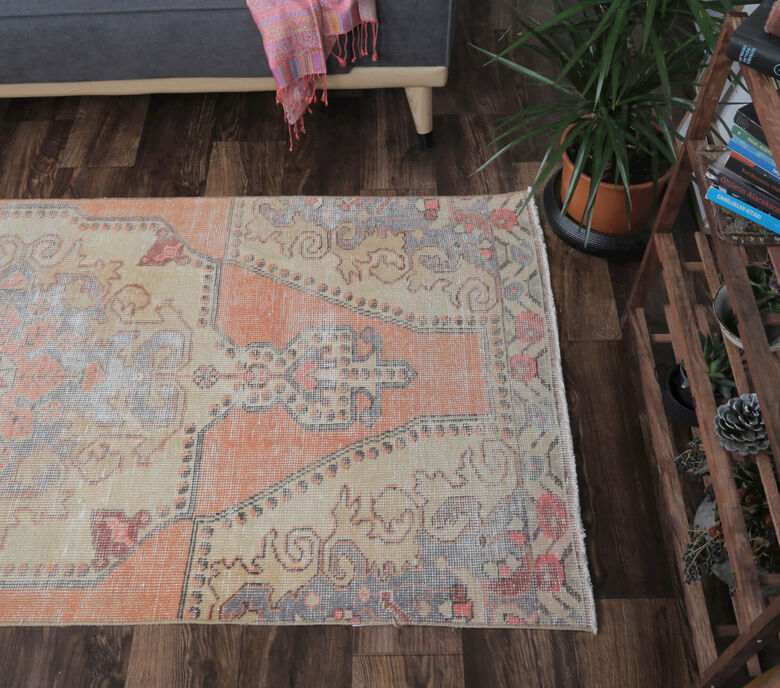 Akcicek - Oriental Persian Vintage Rug