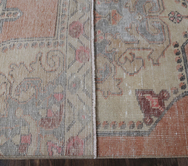 Akcicek - Oriental Persian Vintage Rug