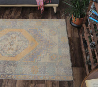 Akel - Semi Antique Vintage Turkish Rug - Thumbnail