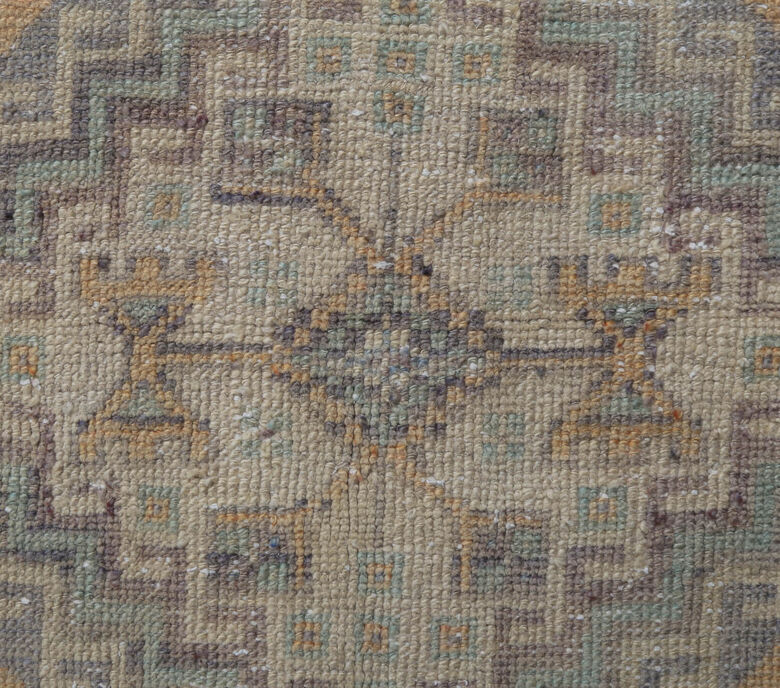 Akel - Semi Antique Vintage Turkish Rug