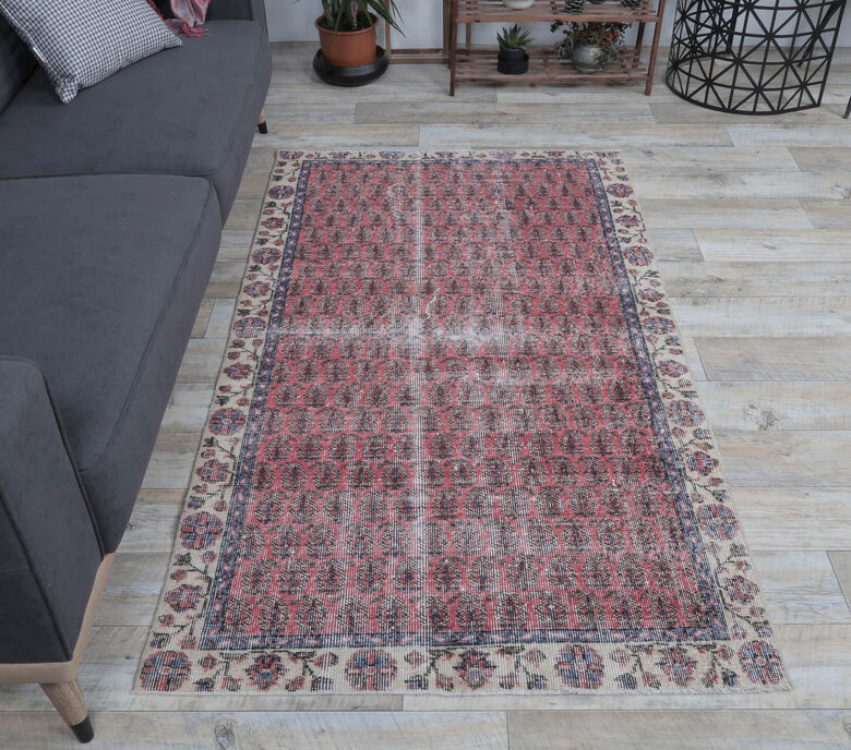 Akela - Turkish Wool Vintage Rug