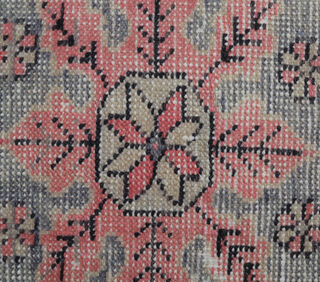 Akerkec - Oriental Turkish Vintage Rug - Thumbnail