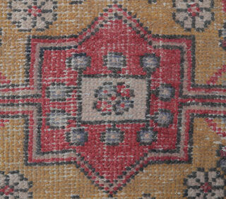 Akpamuk - Noble Turkish Vintage Rug - Thumbnail