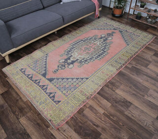 Aksun - Peaceful Turkish Vintage Rug - Thumbnail