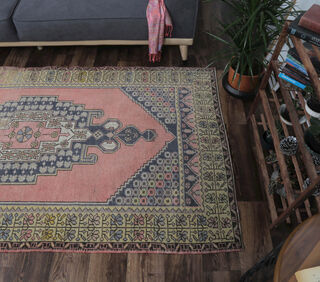 Aksun - Peaceful Turkish Vintage Rug - Thumbnail