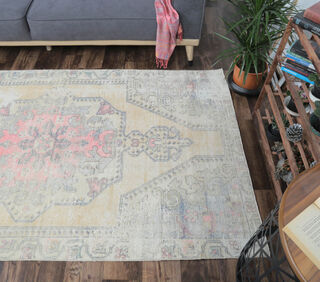 Alagun - Turkish Vintage Rug - Thumbnail