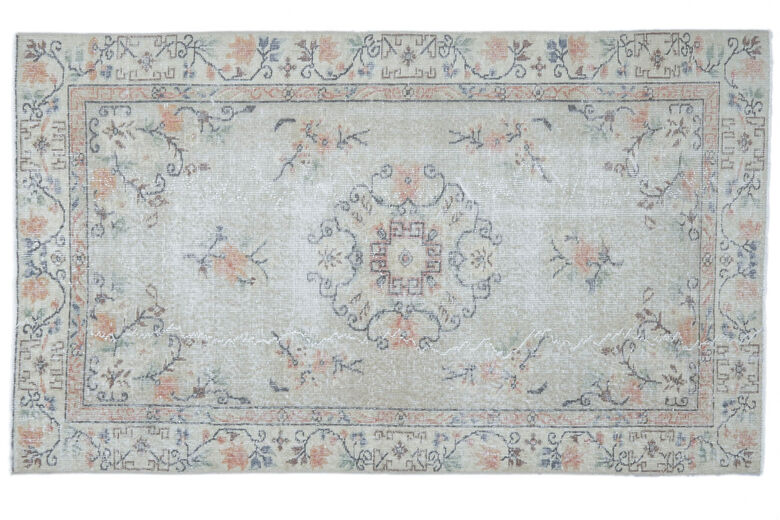 Alaia - Oriental Motifs Turkish Vintage Rug