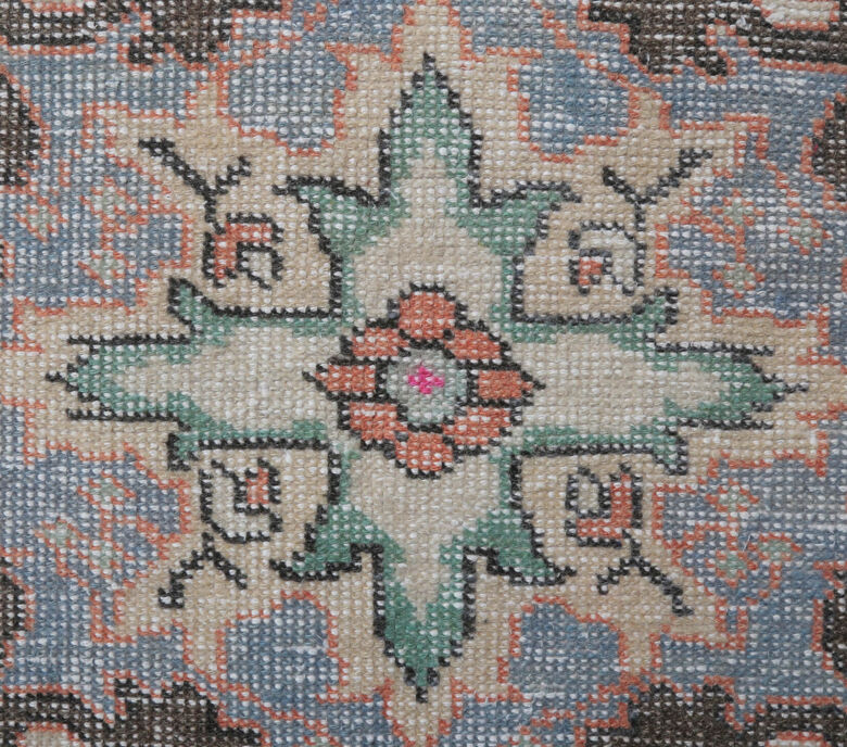 Alapinar - Persian Vintage Rug