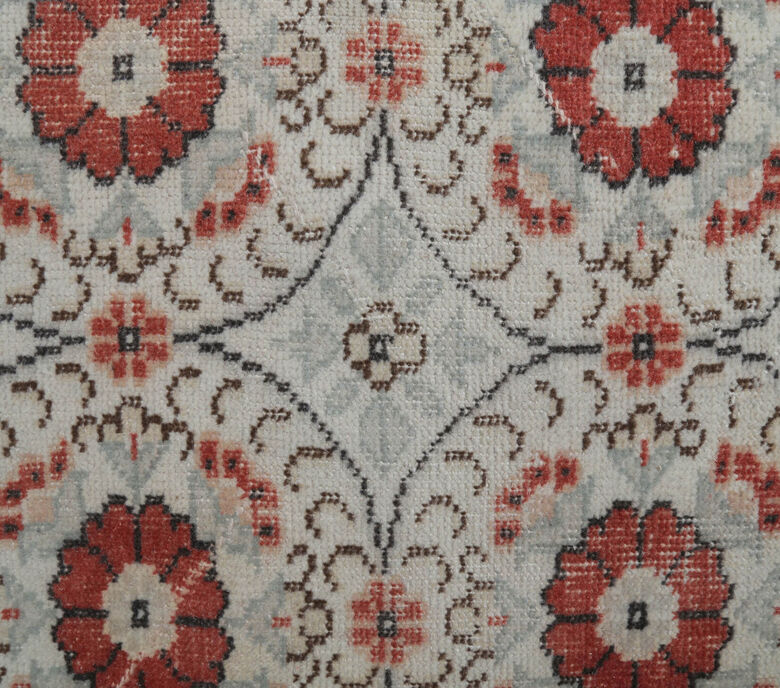 Alin - Turkish Vintage Floral Rug