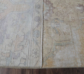 Alisay - Distressed Medallion Vintage Rug - Thumbnail