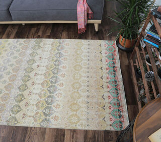 Aliye - Turkish Vintage Rug - Thumbnail