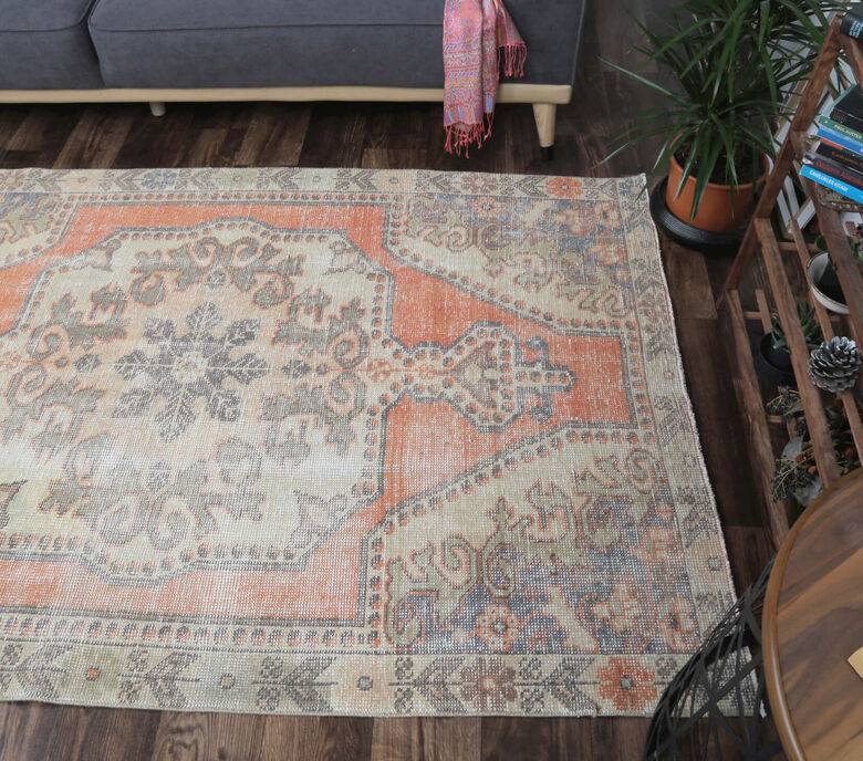 Aliza - Oriental Medallion Turkish Vintage Rug