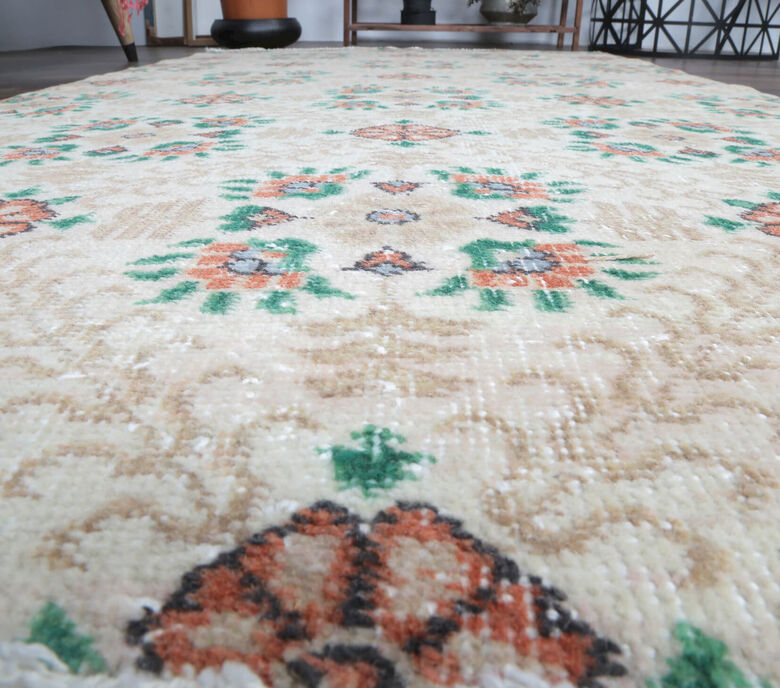 Alman - Neutral Floral Vintage Rug