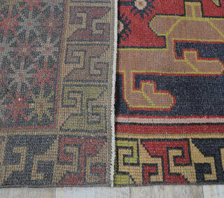 Alona - Vintage Geometric Rug - Thumbnail