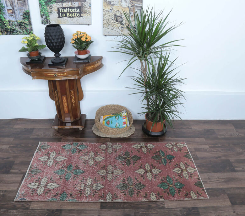 Altinay - Handmade Vintage Rug