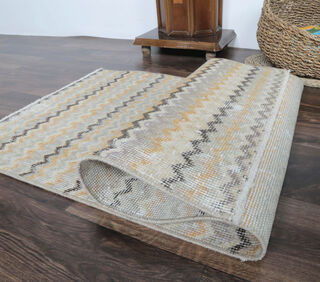 Amari - Zig Zag Neutral Vintage Rug - Thumbnail