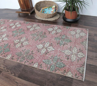 Anne - Faded Pink Small Rug - Thumbnail