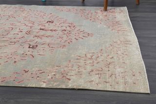 Gothic - Antique Carpet - 5 by 9 feet - Thumbnail