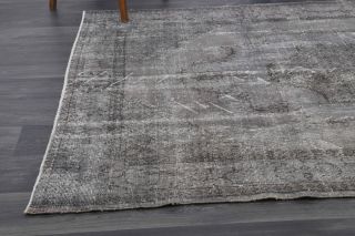 Mid 20th Century Antique Wool Rug - Thumbnail