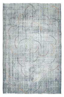 Wool Design - Antique Area Rug - Thumbnail