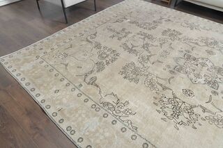 Antique Hand-Knotted 10x13 Brown Persian Rug - Thumbnail