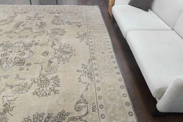 Antique Hand-Knotted 10x13 Brown Persian Rug